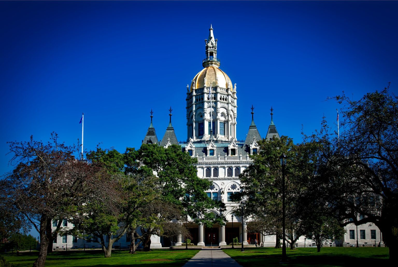 Pendapatan perjudian dan taruhan Connecticut mencapai $25,0 juta di bulan Maret