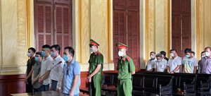 เวียดนาม: อดีตรองกัปตันอาชญากรจัดให้มีการพิจารณาคดีสำหรับการพนัน 130 พันล้านคดี